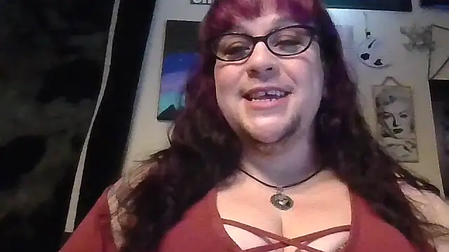 GothyBaby online show from November 17, 2025, 8:02 pm