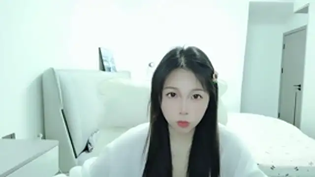 Snapshot of Sunset_glow chatting on April 22, 2026, 2:46 pm Sunset glow online show from April 22, 2026, 2:46 pm