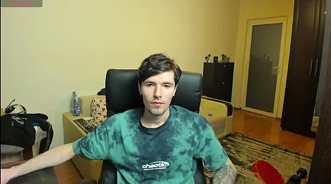 awesomejustin online show from February 2, 2025, 6:53 pm