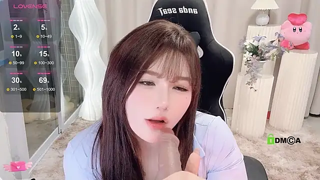 Happy Kitty online show from January 31, 2025, 3:55 pm