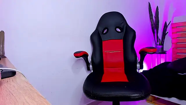 Snapshot of MaryJaneDove chatting on February 2, 2025, 8:51 pm MaryJaneDove online show from February 2, 2025, 8:51 pm