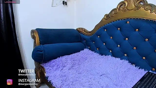 Snapshot of MaryJaneDove chatting on February 24, 2026, 12:00 am MaryJaneDove online show from February 24, 2026, 12:00 am