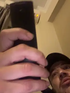 1Aleks13 online show from November 14, 2025, 7:28 pm