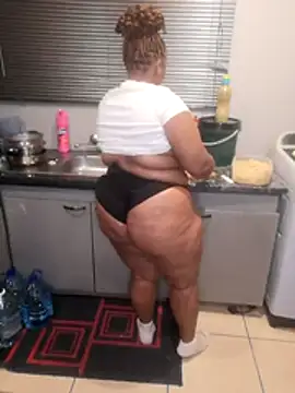 CuteHoney92 online show from June 11, 2026, 4:59 pm