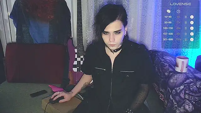 sademobeer online show from December 18, 2025, 10:35 pm