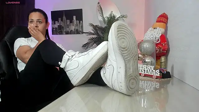 Amaia Bushida online show from November 25, 2025, 2:12 am