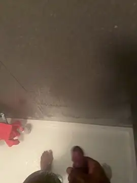 chocolatelongstrokes online show from April 2, 2026, 7:42 pm