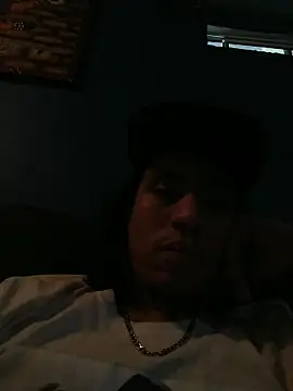 AlexAlejandro13 online show from March 12, 2026, 10:03 pm