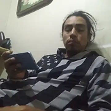 AlexAlejandro13 online show from April 19, 2026, 2:12 am