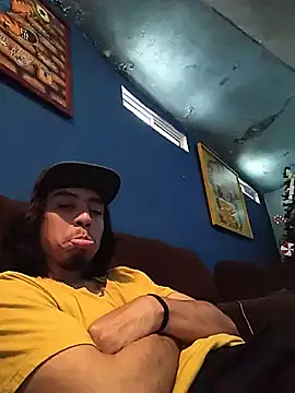 AlexAlejandro13 online show from February 3, 2026, 6:46 pm