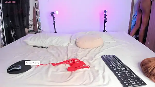 AgathaFoxx online show from February 3, 2026, 5:51 pm