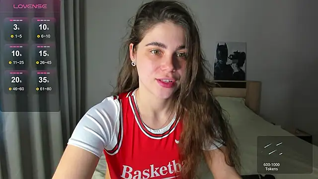 Bella Foryou online show from March 28, 2026, 4:13 am