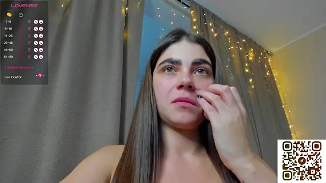 Bella Foryou online show from October 10, 2025, 2:01 am