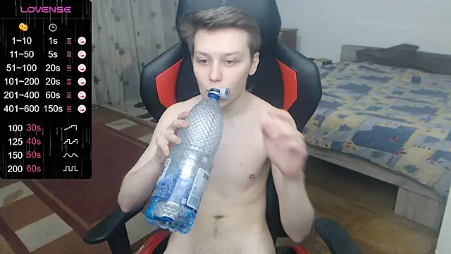 Snapshot of hugkydo chatting on February 7, 2025, 11:24 pm hugkydo online show from February 7, 2025, 11:24 pm