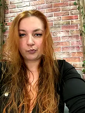 CandyShoopp online show from November 8, 2025, 9:51 pm