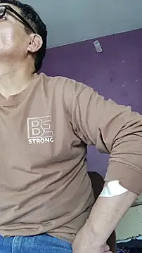 yandyaa online show from April 21, 2026, 9:54 pm