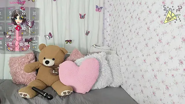 Snapshot of karinaEbony chatting on February 2, 2026, 12:15 pm karinaEbony online show from February 2, 2026, 12:15 pm