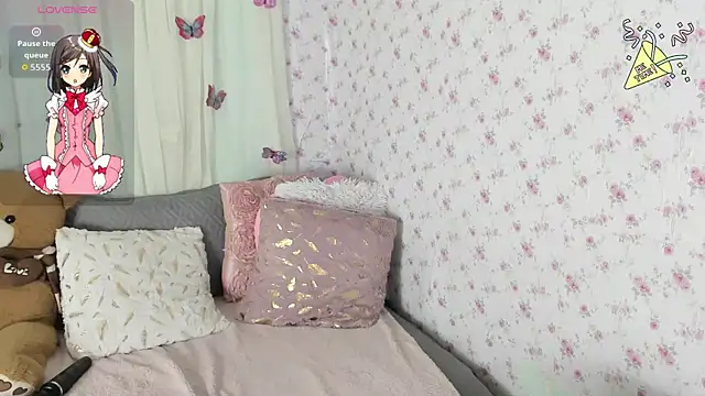 karinaEbony online show from October 15, 2025, 10:56 am