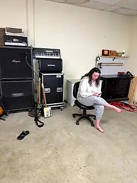 TheSpookyRoom online show from October 21, 2025, 9:36 pm