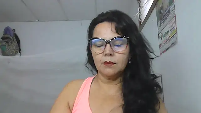 Snapshot of samyjons chatting on November 3, 2025, 12:53 pm samyjons online show from November 3, 2025, 12:53 pm