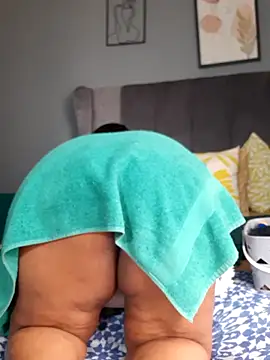 PearlSexxy69 online show from October 19, 2025, 12:08 pm