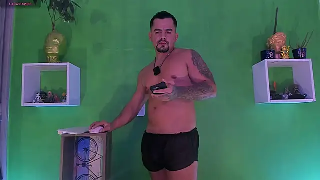 Ricardo 1998 online show from October 27, 2025, 4:02 am