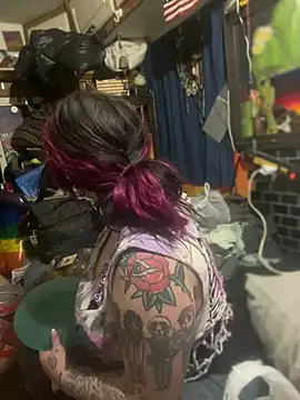 1-800-FUCKYOU online show from February 9, 2025, 6:33 am