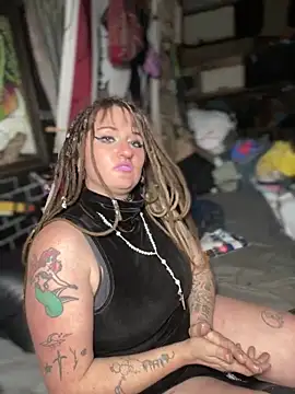 1-800-FUCKYOU online show from November 15, 2025, 7:12 am