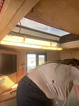 1-800-FUCKYOU online show from March 1, 2025, 6:43 pm