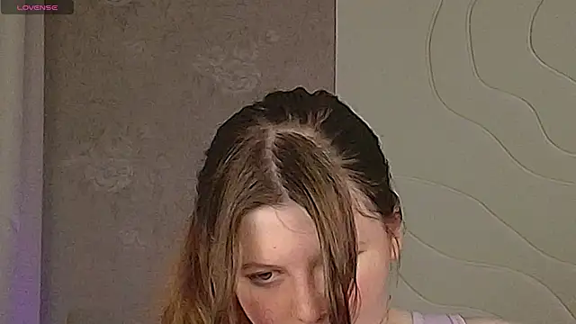 Vivian cutie online show from October 24, 2025, 2:38 pm