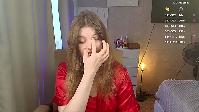 Snapshot of Vivian_cutie chatting on January 17, 2026, 10:30 am Vivian cutie online show from January 17, 2026, 10:30 am