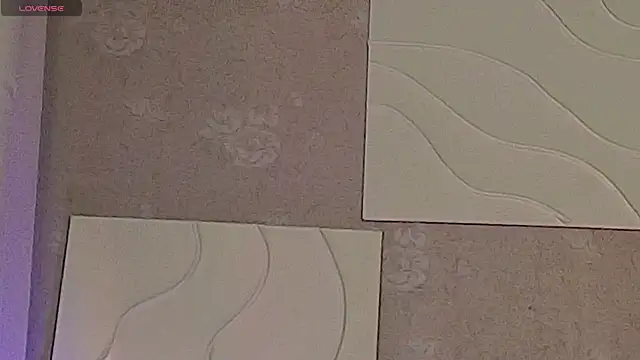 Vivian cutie online show from October 21, 2025, 3:33 pm