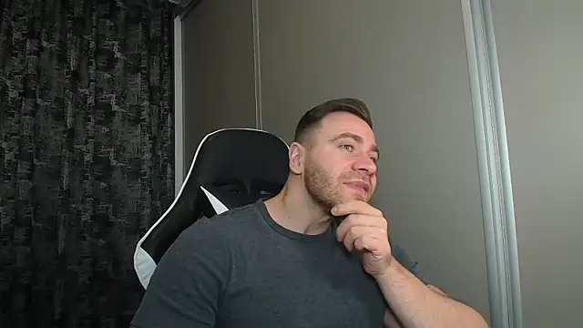 Thori92 online show from March 19, 2026, 7:36 pm