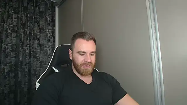 Thori92 online show from November 29, 2025, 3:56 pm