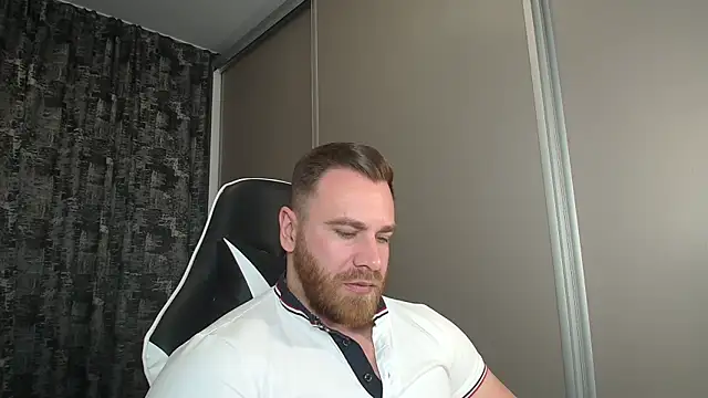 Thori92 online show from March 22, 2025, 6:25 pm