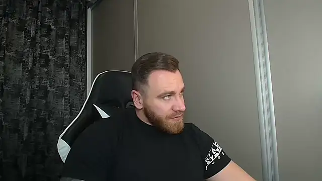 Thori92 online show from February 19, 2026, 5:43 pm