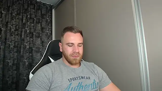 Thori92 online show from November 4, 2025, 6:22 pm