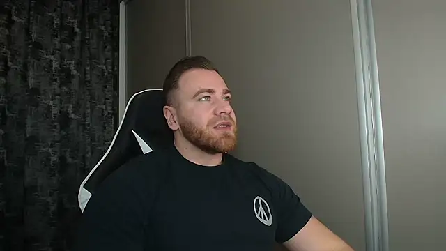 Thori92 online show from January 18, 2026, 3:37 pm