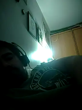 Snapshot of VonDoomdelToro chatting on March 21, 2025, 11:22 am VonDoomdelToro online show from March 21, 2025, 11:22 am