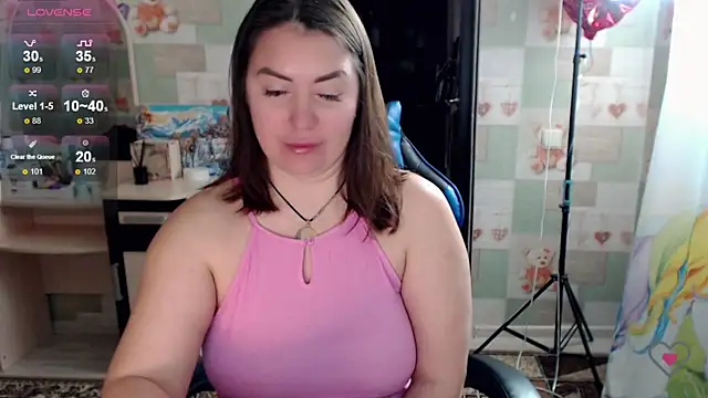 Korolek12 online show from November 28, 2025, 5:18 am