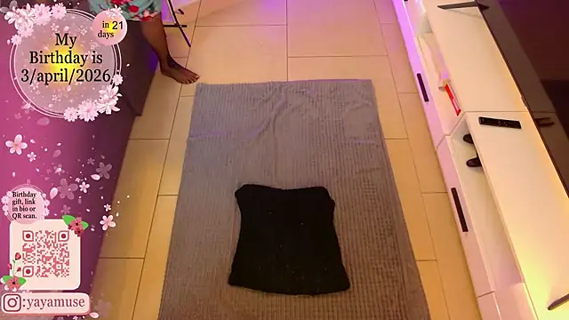 Therainqueen online show from March 13, 2026, 9:58 am