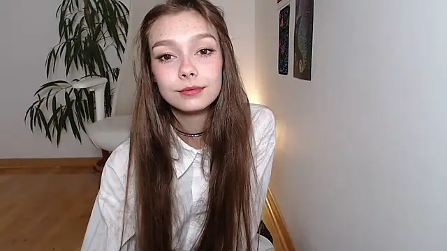 Snapshot of Michelle_Melnss chatting on January 15, 2025, 5:29 am Michelle Melnss online show from January 15, 2025, 5:29 am