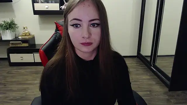 Snapshot of Laralianna chatting on September 16, 2025, 1:34 pm Laralianna online show from September 16, 2025, 1:34 pm