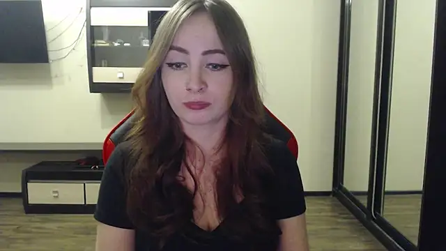 Snapshot of Laralianna chatting on February 16, 2025, 5:59 pm Laralianna online show from February 16, 2025, 5:59 pm