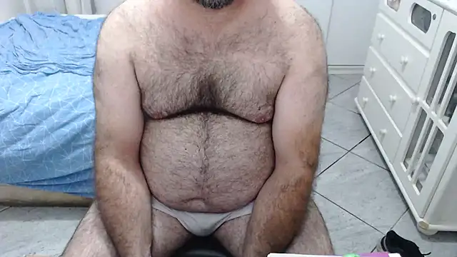 MysterBearMG online show from December 15, 2025, 10:48 pm