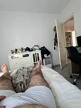 MysterBearMG online show from September 14, 2025, 4:29 pm