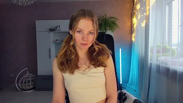 Snapshot of Cuddle_Cat chatting on March 2, 2025, 5:01 am Cuddle Cat online show from March 2, 2025, 5:01 am