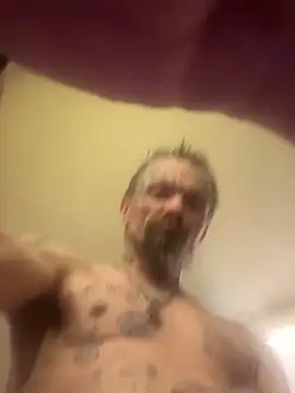 juggz6969 online show from November 5, 2025, 4:59 am