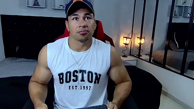 Snapshot of tyler_hank01 chatting on January 30, 2025, 9:04 pm tyler hank01 online show from January 30, 2025, 9:04 pm
