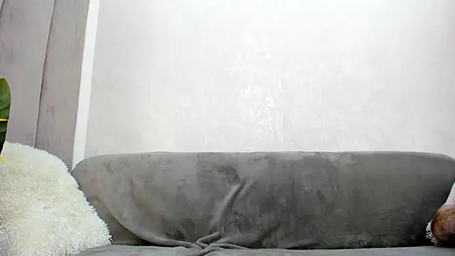 Snapshot of Britney_Charm_ chatting on February 20, 2026, 7:43 am Britney Charm online show from February 20, 2026, 7:43 am